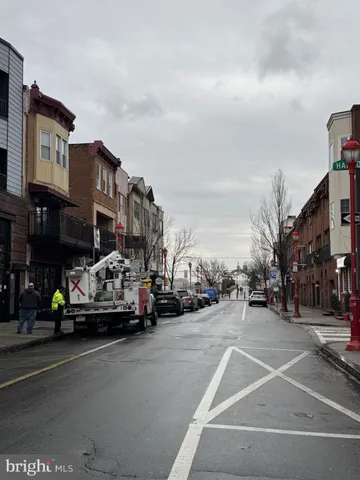 $1,500 | 146-48 South Street, Philadelphia, PA 19147