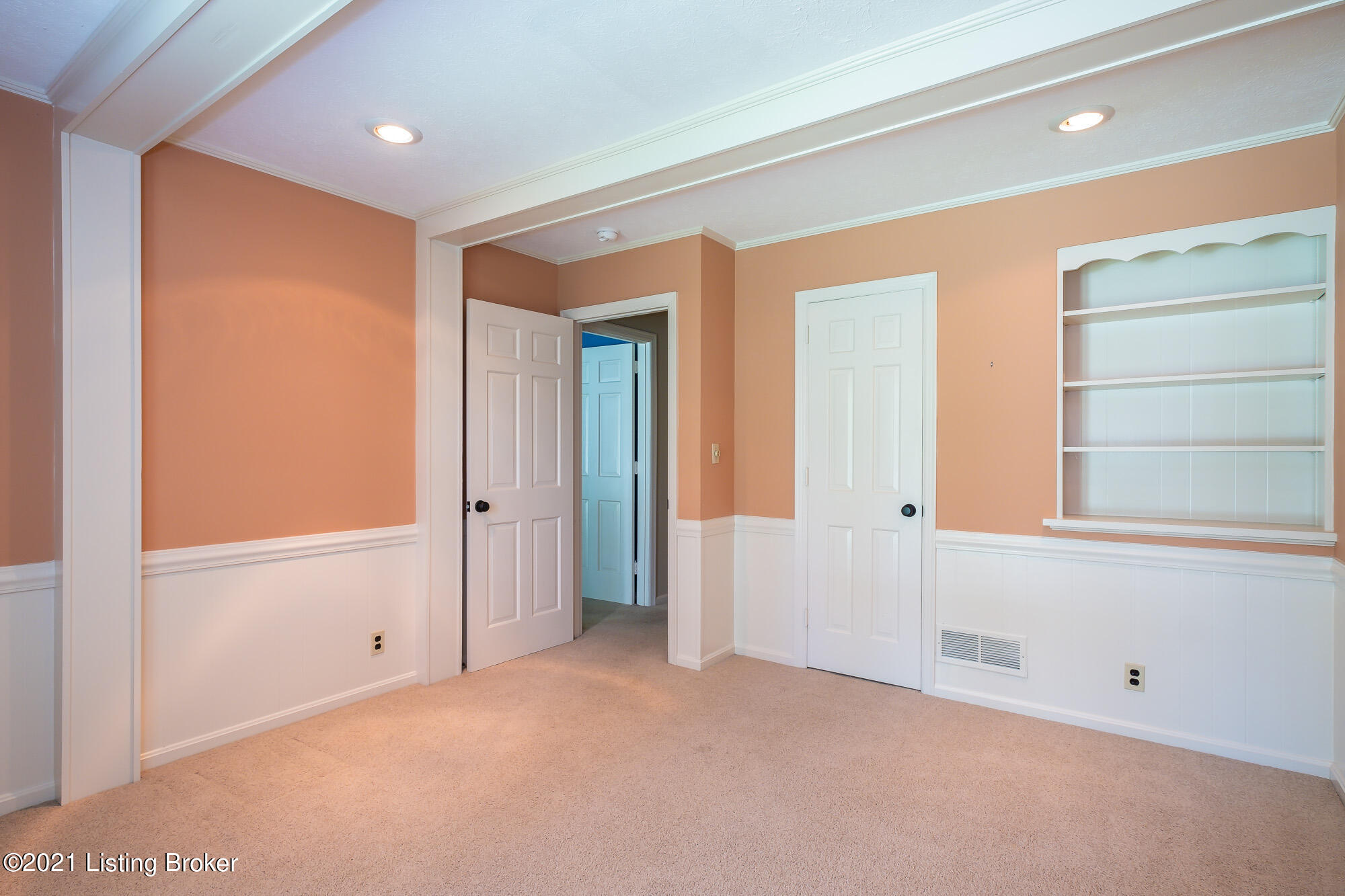 6014 Innes Trace Road Louisville, KY 40222 - Photo 38 of 56 Small-39
