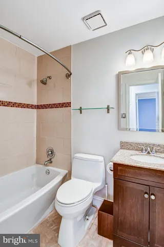 $639,900 | 10344 Granite Creek Lane, Oakton, VA 22124