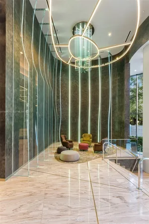 $9,250 | 1000 Brickell Plaza, Unit 2701, Miami, FL 33131