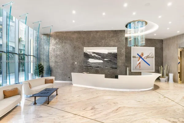$9,250 | 1000 Brickell Plaza, Unit 2701, Miami, FL 33131
