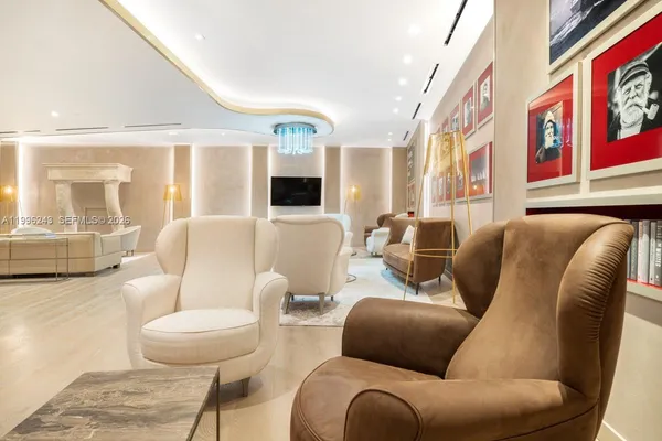 $9,250 | 1000 Brickell Plaza, Unit 2701, Miami, FL 33131