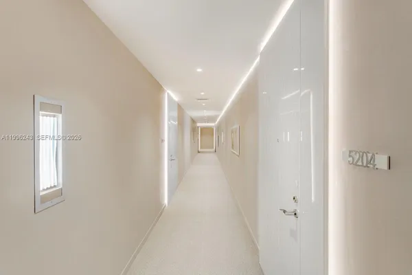 $9,250 | 1000 Brickell Plaza, Unit 2701, Miami, FL 33131