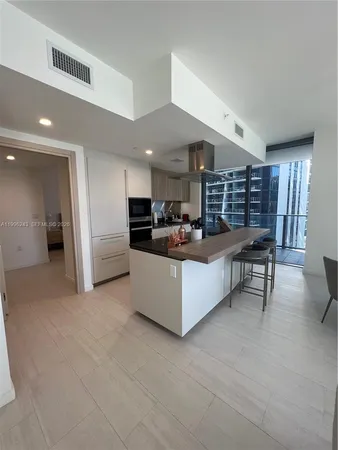 $9,250 | 1000 Brickell Plaza, Unit 2701, Miami, FL 33131