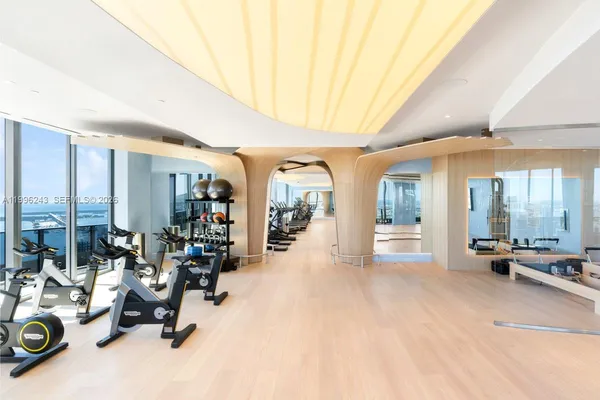 $9,250 | 1000 Brickell Plaza, Unit 2701, Miami, FL 33131