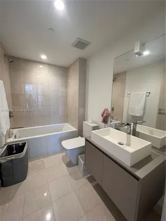 $9,250 | 1000 Brickell Plaza, Unit 2701, Miami, FL 33131