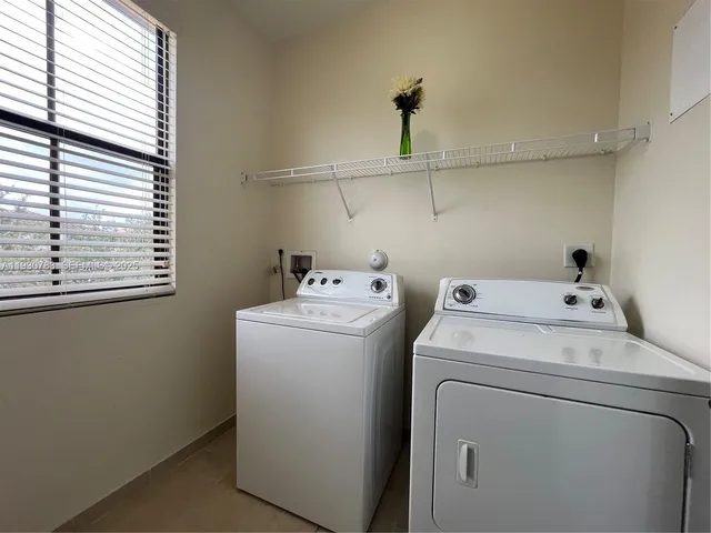 $3,250 | 9165 36th Manor, Miramar, FL 33025