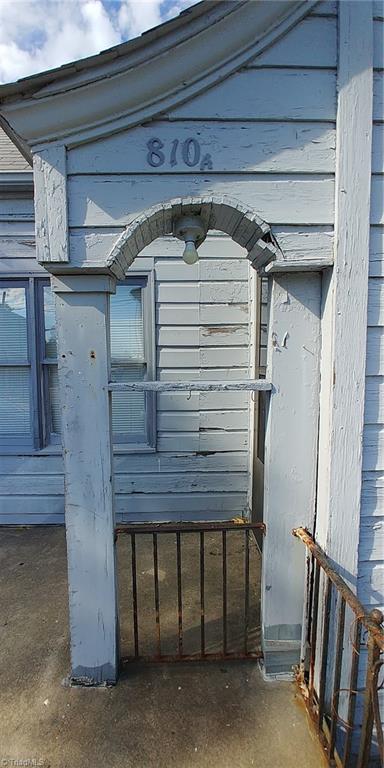 810 West English Road High Point, NC 27262 - Photo 14 of 50 810-A front door