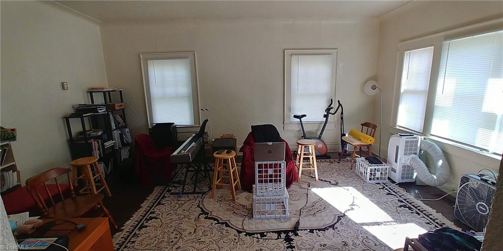 810 West English Road High Point, NC 27262 - Photo 15 of 50 810-A living room