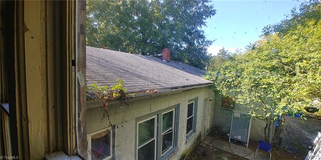 810 West English Road High Point, NC 27262 - Photo 29 of 50 810-B roof from unit B