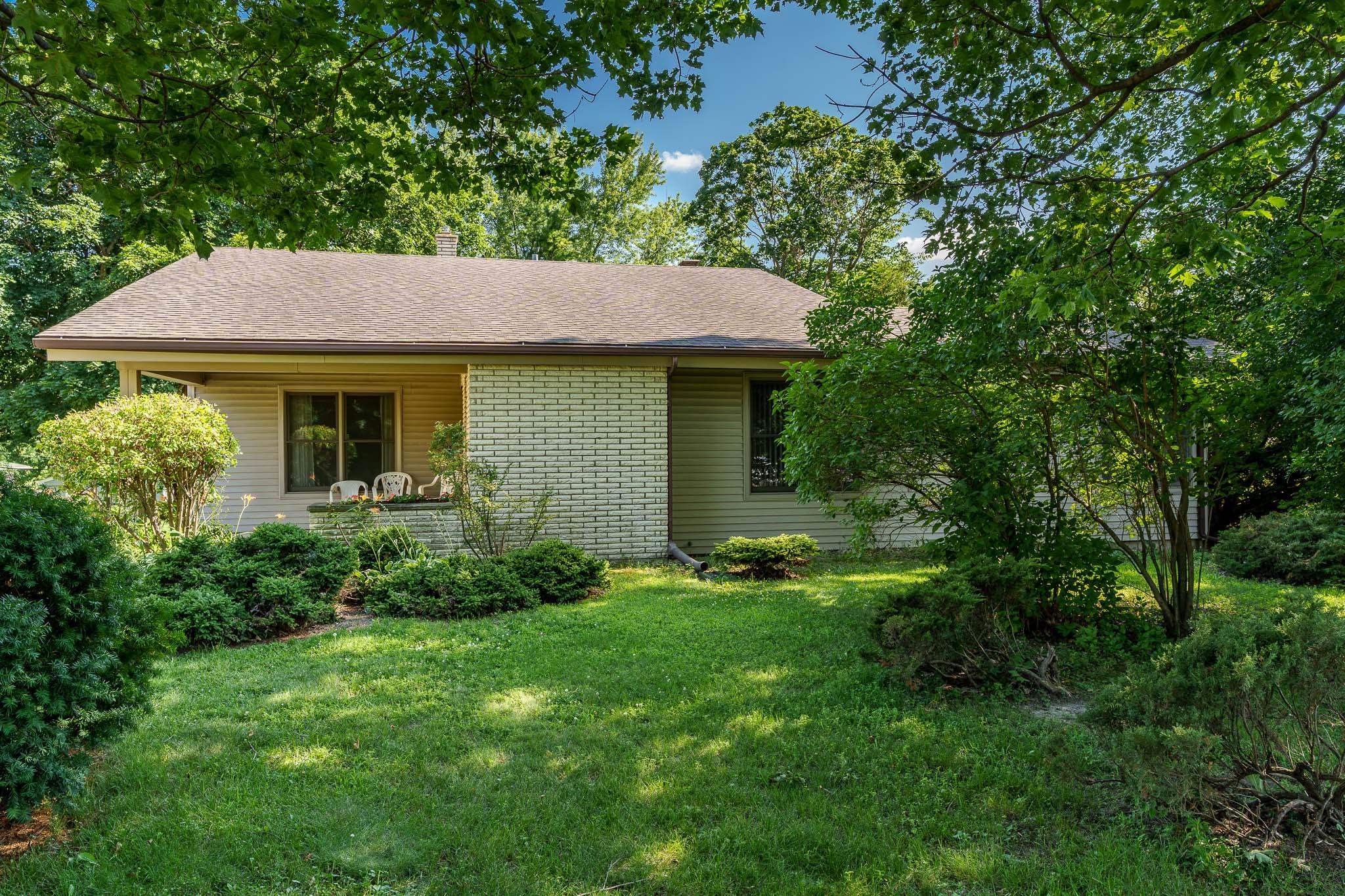 5537 Guilford Road Rockford, IL 61107 - Photo 3 of 46