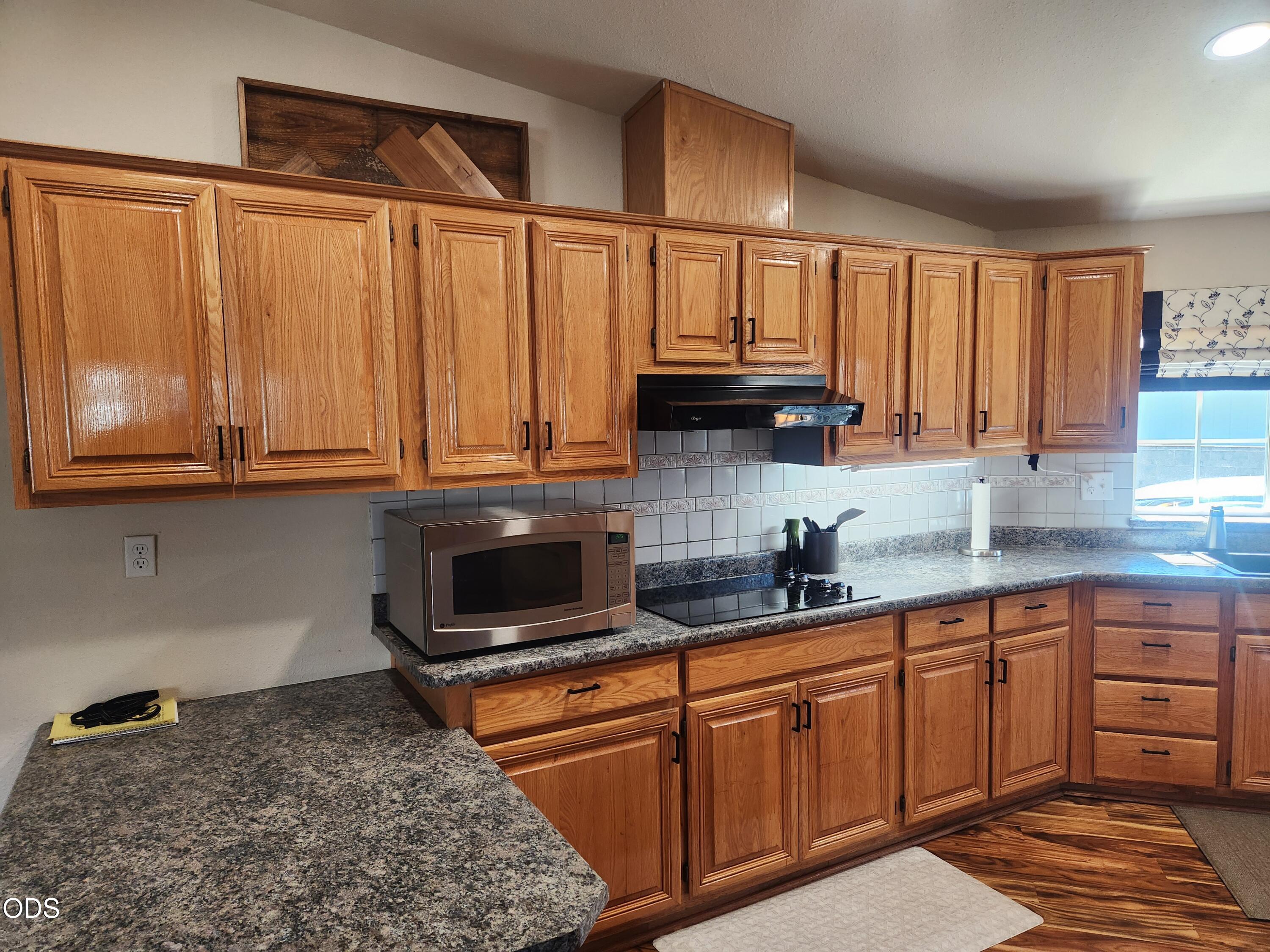 555 Freeman Road, Unit 249 Central Point, OR 97502 - Photo 17 of 53 Gallery Image 17