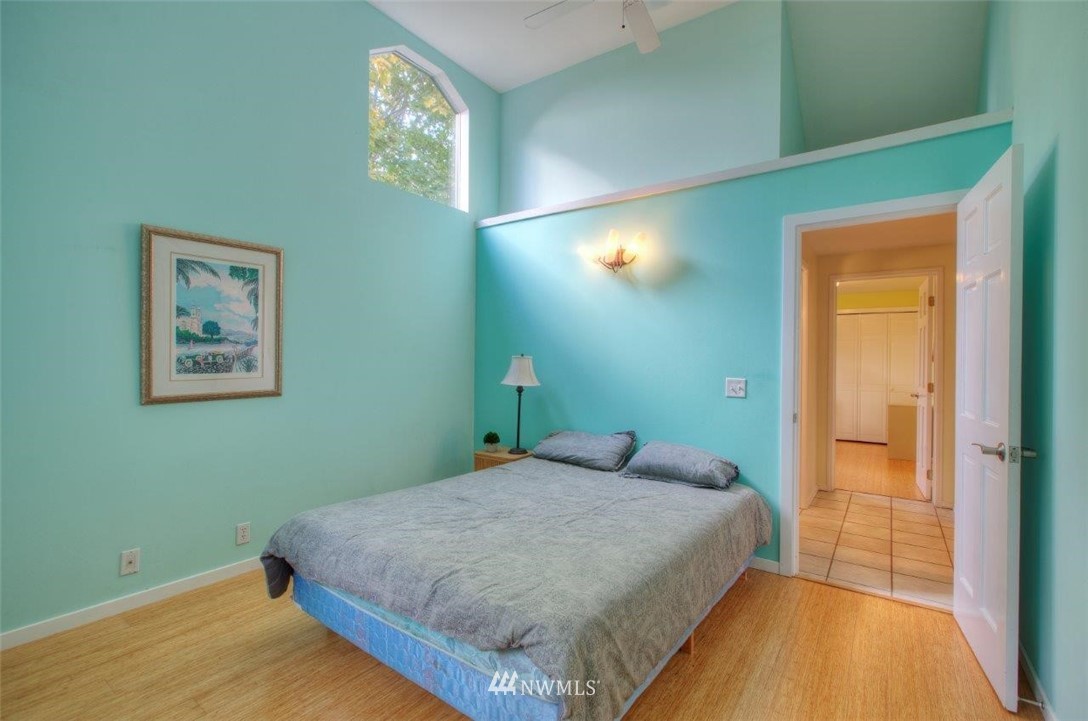 18835 106th Avenue Southeast Renton, WA 98055 - Photo 18 of 28 Gallery Image 18