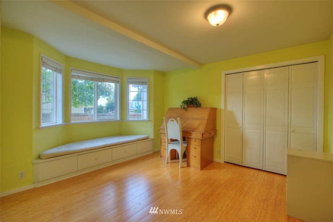 18835 106th Avenue Southeast Renton, WA 98055 - Photo 19 of 28 Gallery Image 19