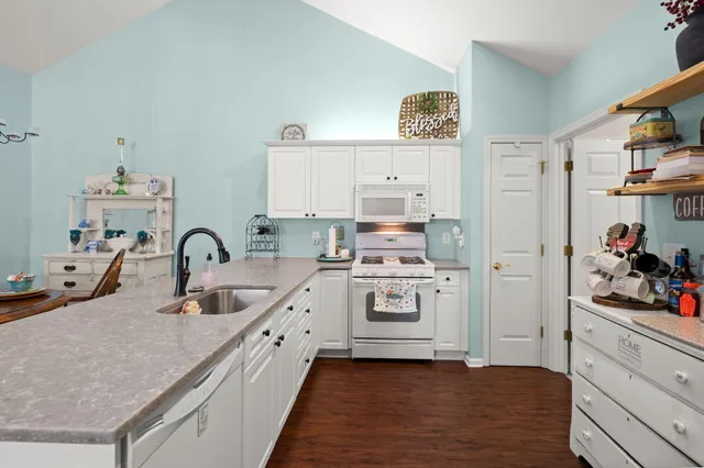 $309,900 | 8800 Dorchester Road, Unit 1504, North Charleston, SC 29420