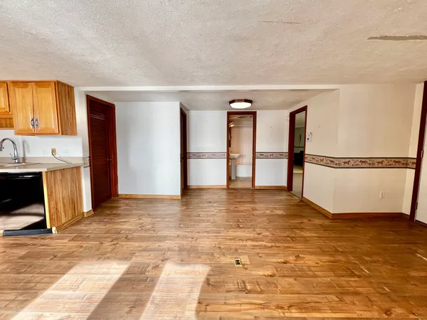 $182,000 | 20062 North Shore Lane, West Frankfort, IL 62896