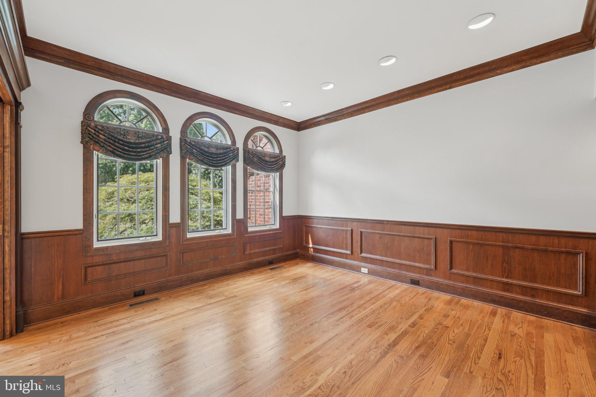 12 Paddock Drive New Hope, PA 18938 - Photo 18 of 42 a view of room with window and hardwood floor