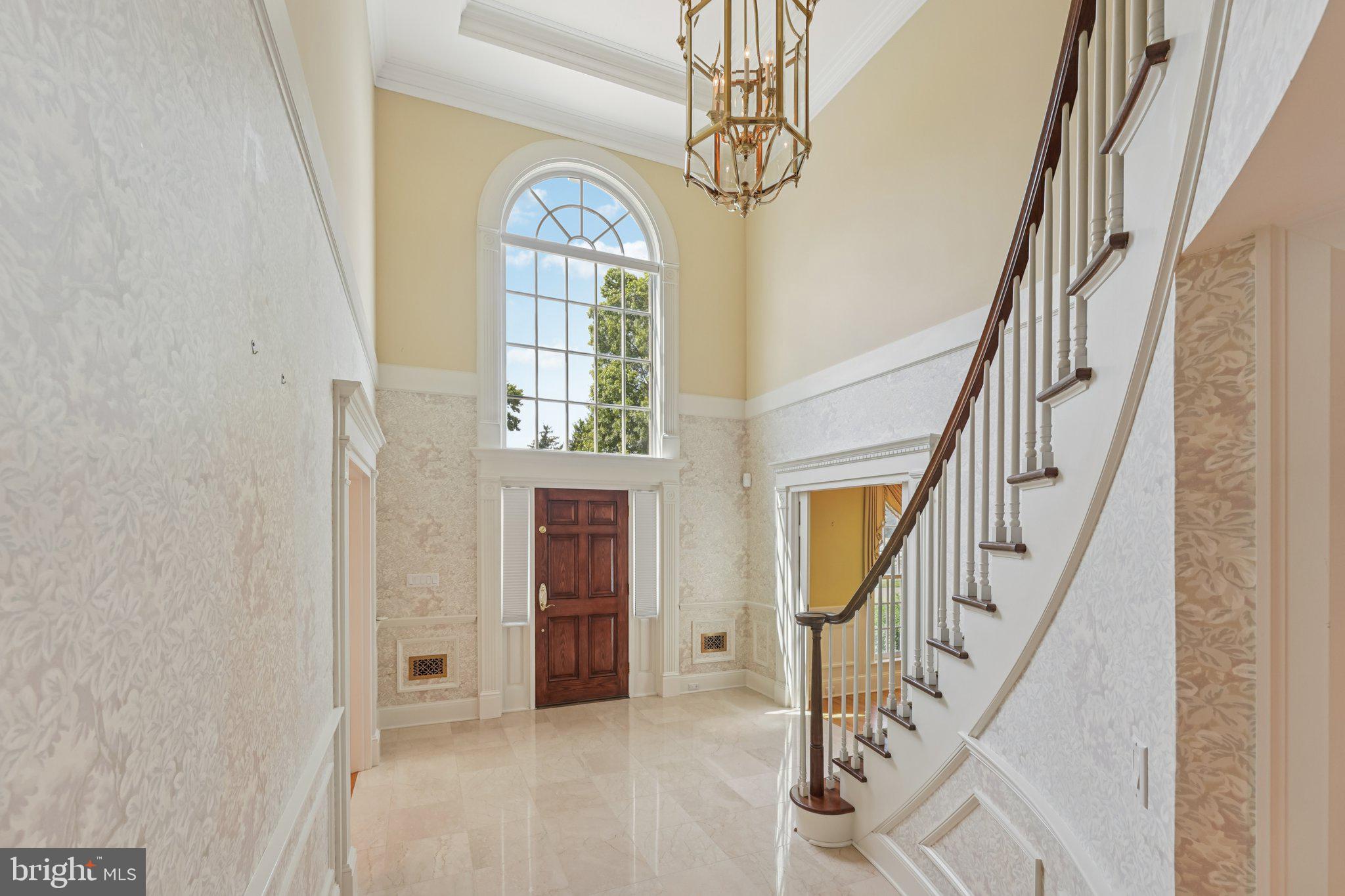 12 Paddock Drive New Hope, PA 18938 - Photo 4 of 42 an entryway with a livingroom and stairs