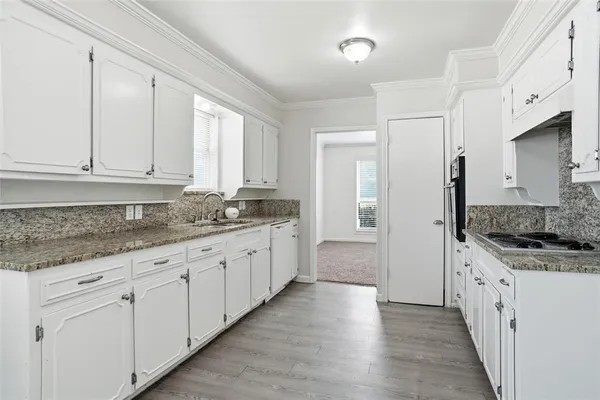 $2,250 | 6200 Trail Lake Drive, Fort Worth, TX 76133