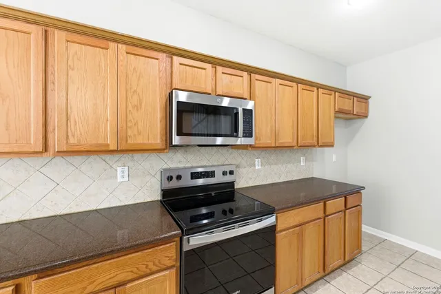 $2,195 | 24103 Mountain Cloud, San Antonio, TX 78258