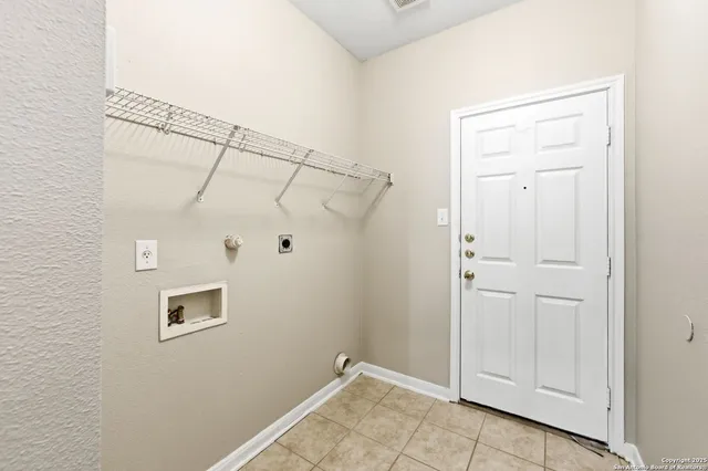 $2,195 | 24103 Mountain Cloud, San Antonio, TX 78258