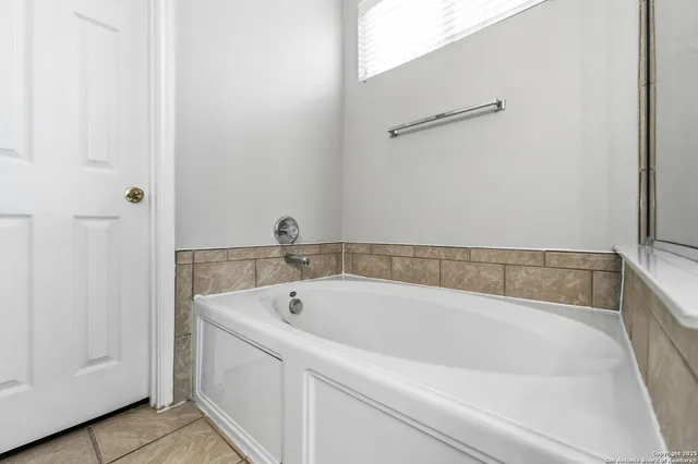 $2,195 | 24103 Mountain Cloud, San Antonio, TX 78258