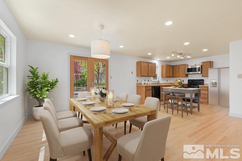 1635 Alamo Street Reno, NV 89503 - Photo 7 of 23 a view of a dining room with furniture