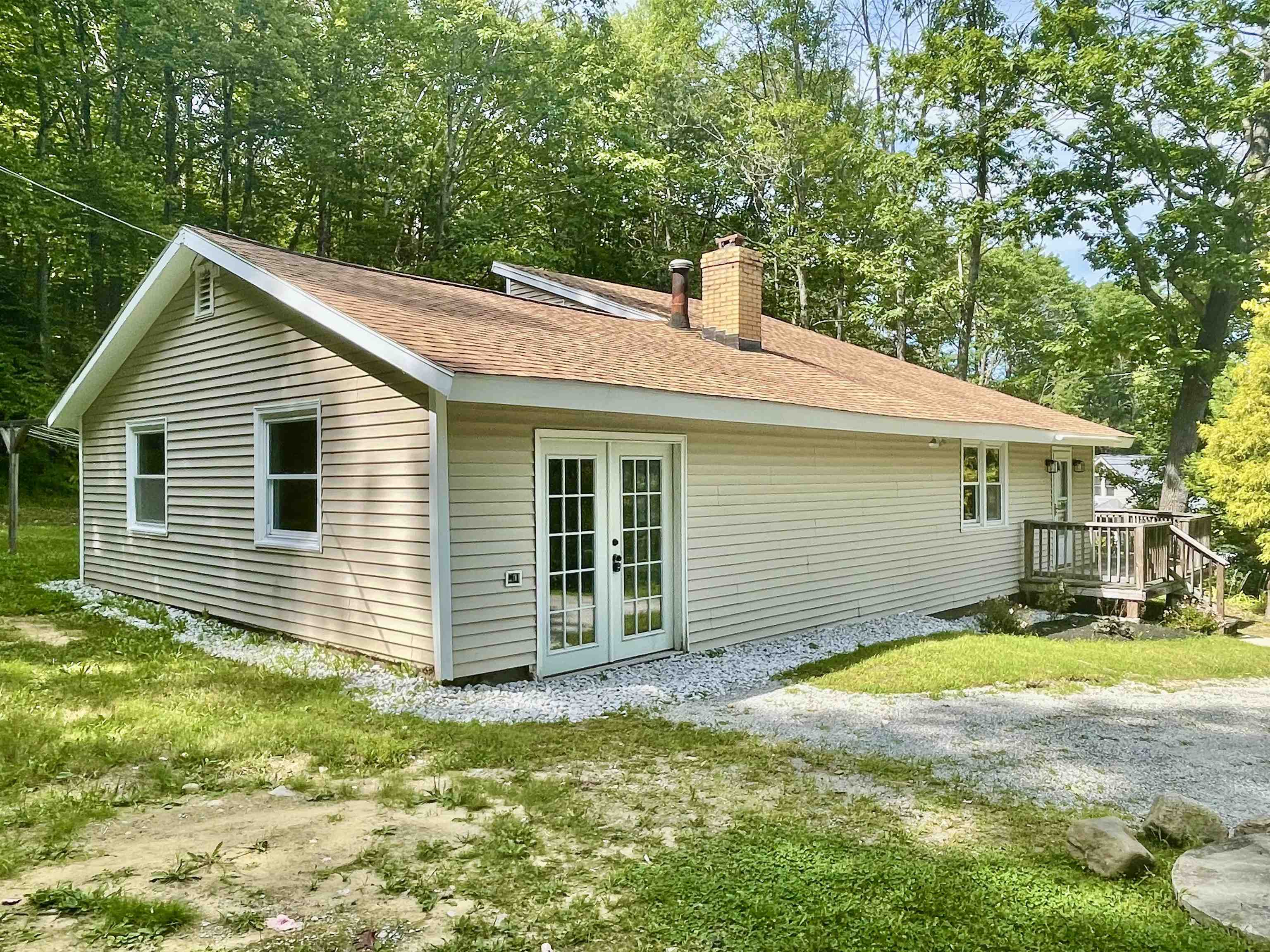 131 Berry Road Loudon, NH 03307 - Photo 1 of 30