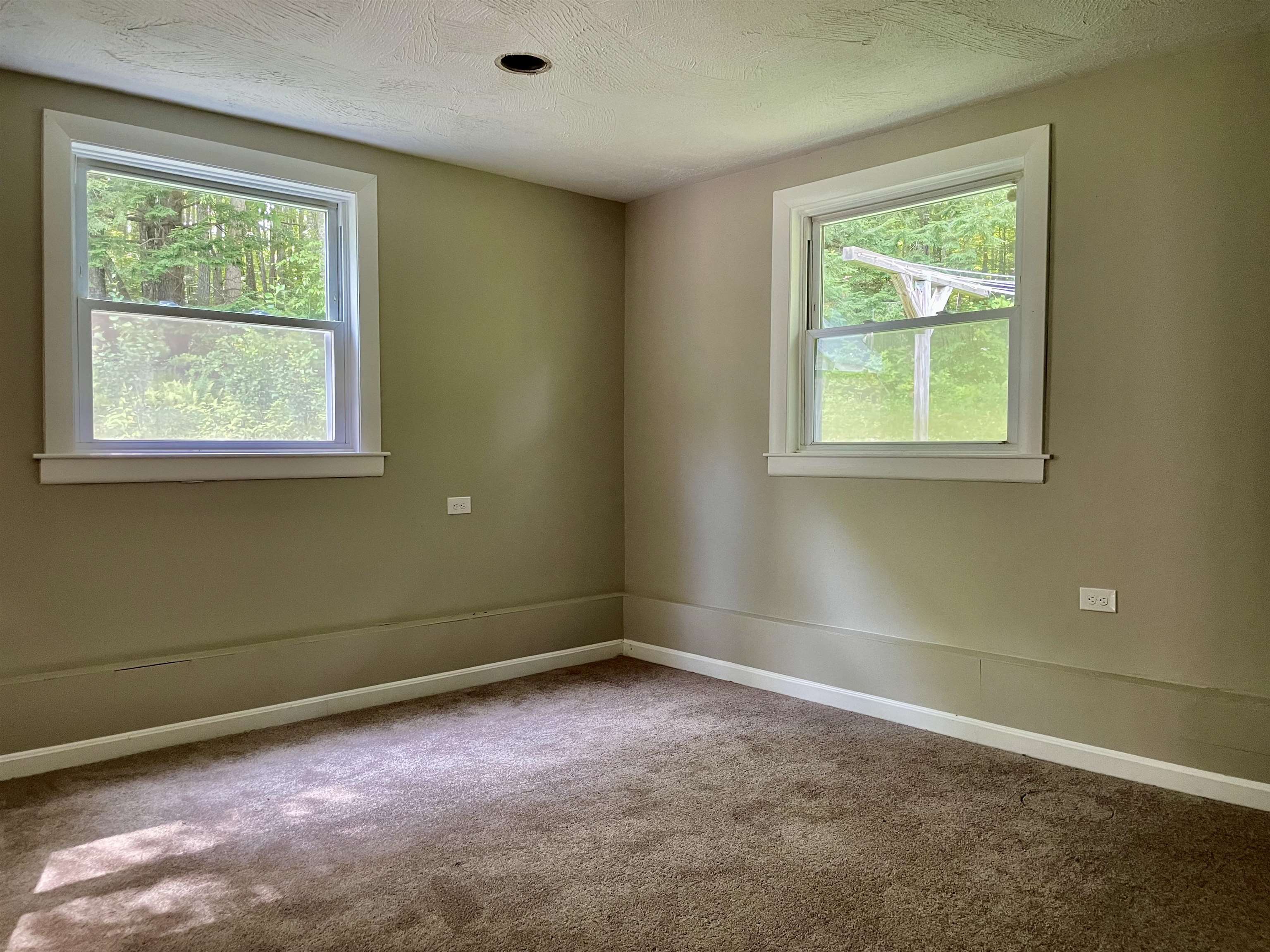 131 Berry Road Loudon, NH 03307 - Photo 12 of 30
