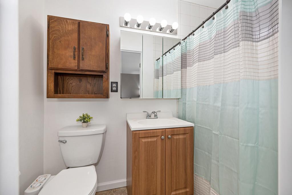 5429 Rambler Way Sacramento, CA 95841 - Photo 16 of 35