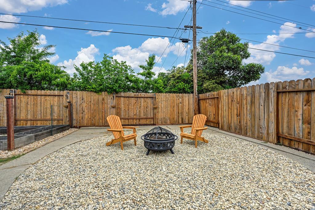 5429 Rambler Way Sacramento, CA 95841 - Photo 24 of 35