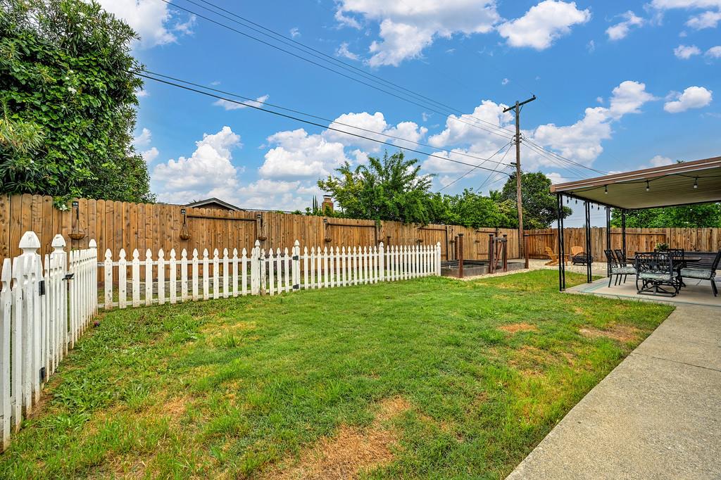 5429 Rambler Way Sacramento, CA 95841 - Photo 29 of 35