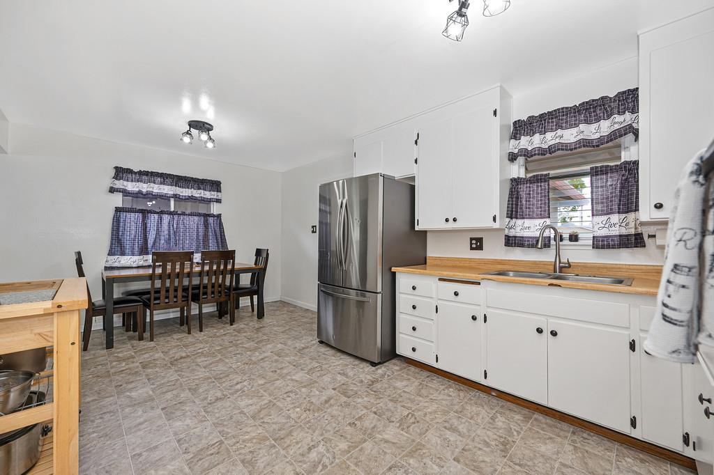 5429 Rambler Way Sacramento, CA 95841 - Photo 5 of 35