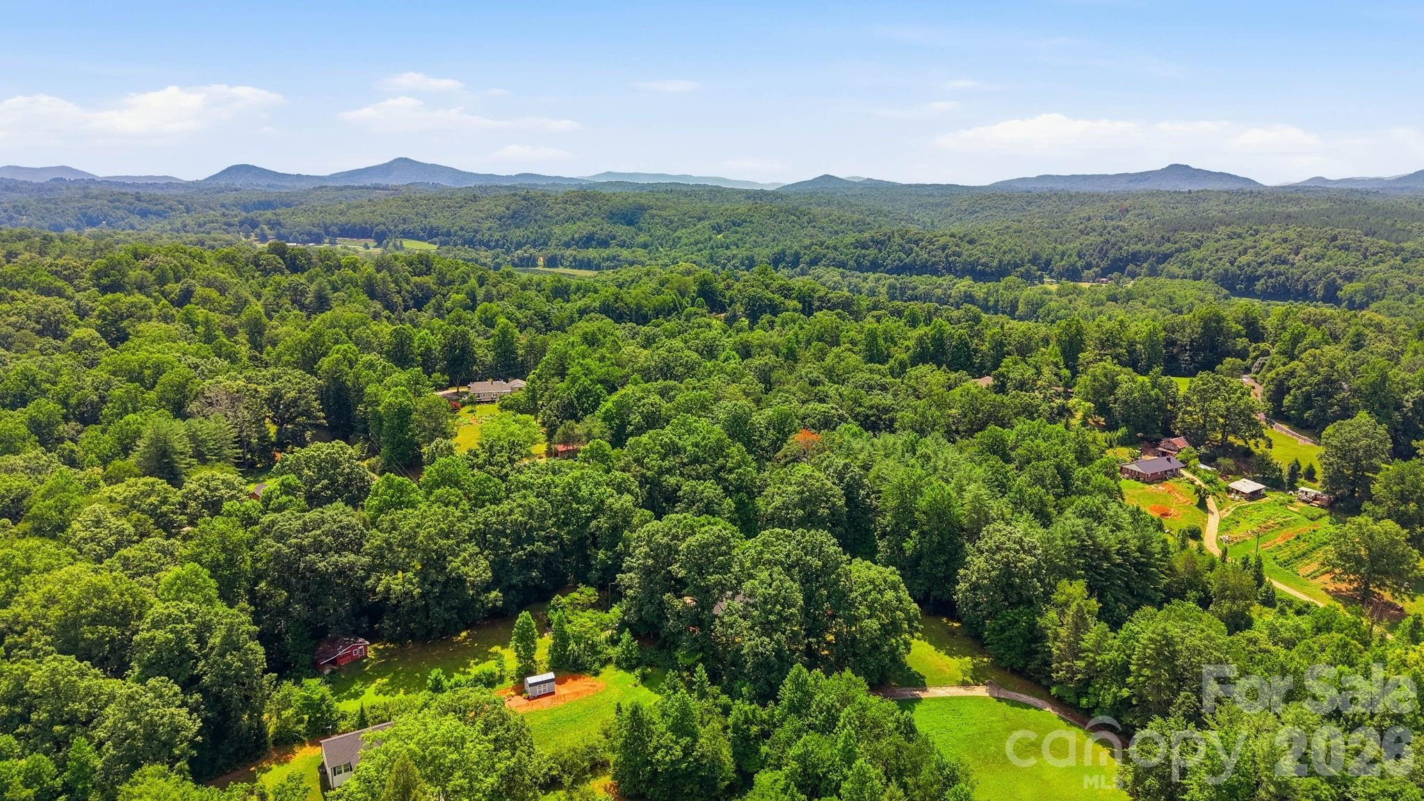 129 Old River Road Marion, NC 28752 - Photo 23 of 28