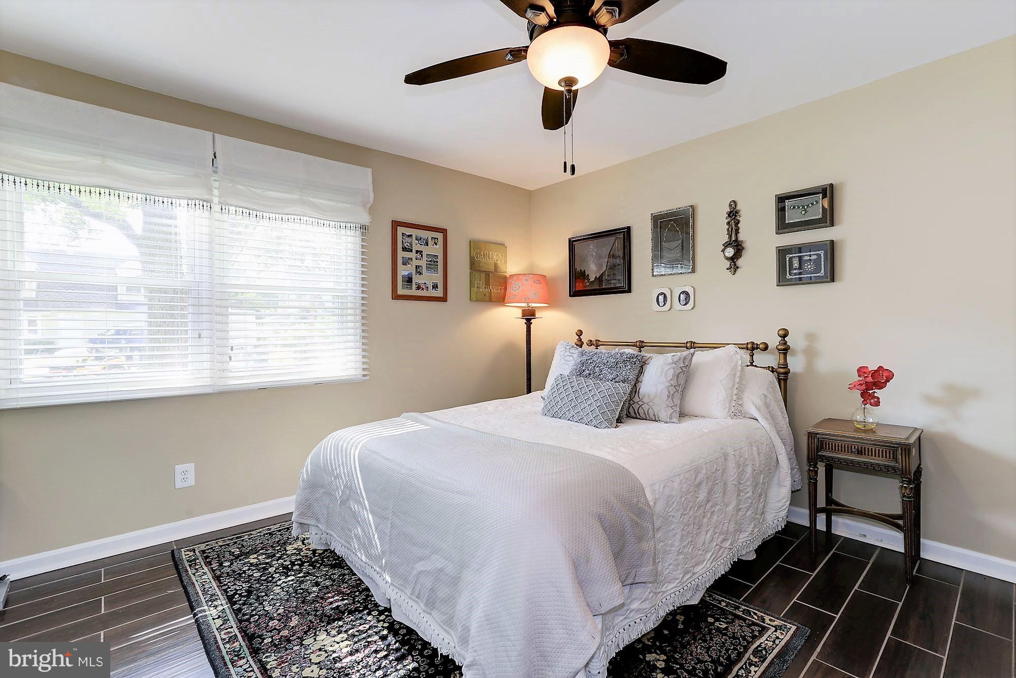 2926 Chestnut Road Edgewater, MD 21037 - Photo 11 of 30 1st floor private bedroom