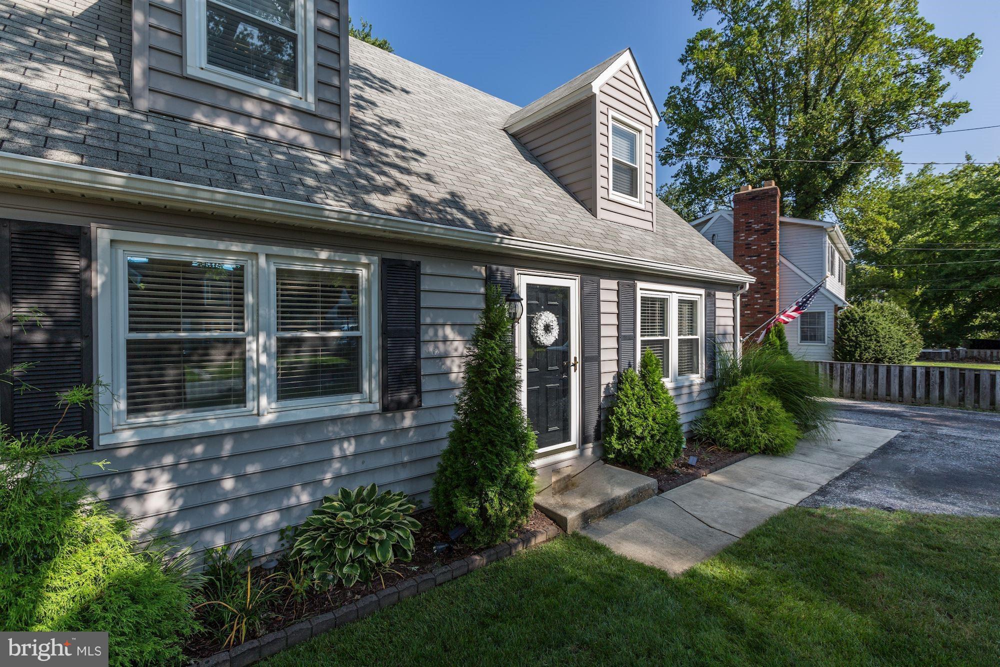 2926 Chestnut Road Edgewater, MD 21037 - Photo 29 of 30 Welcoming home w/dormers and beach down the block