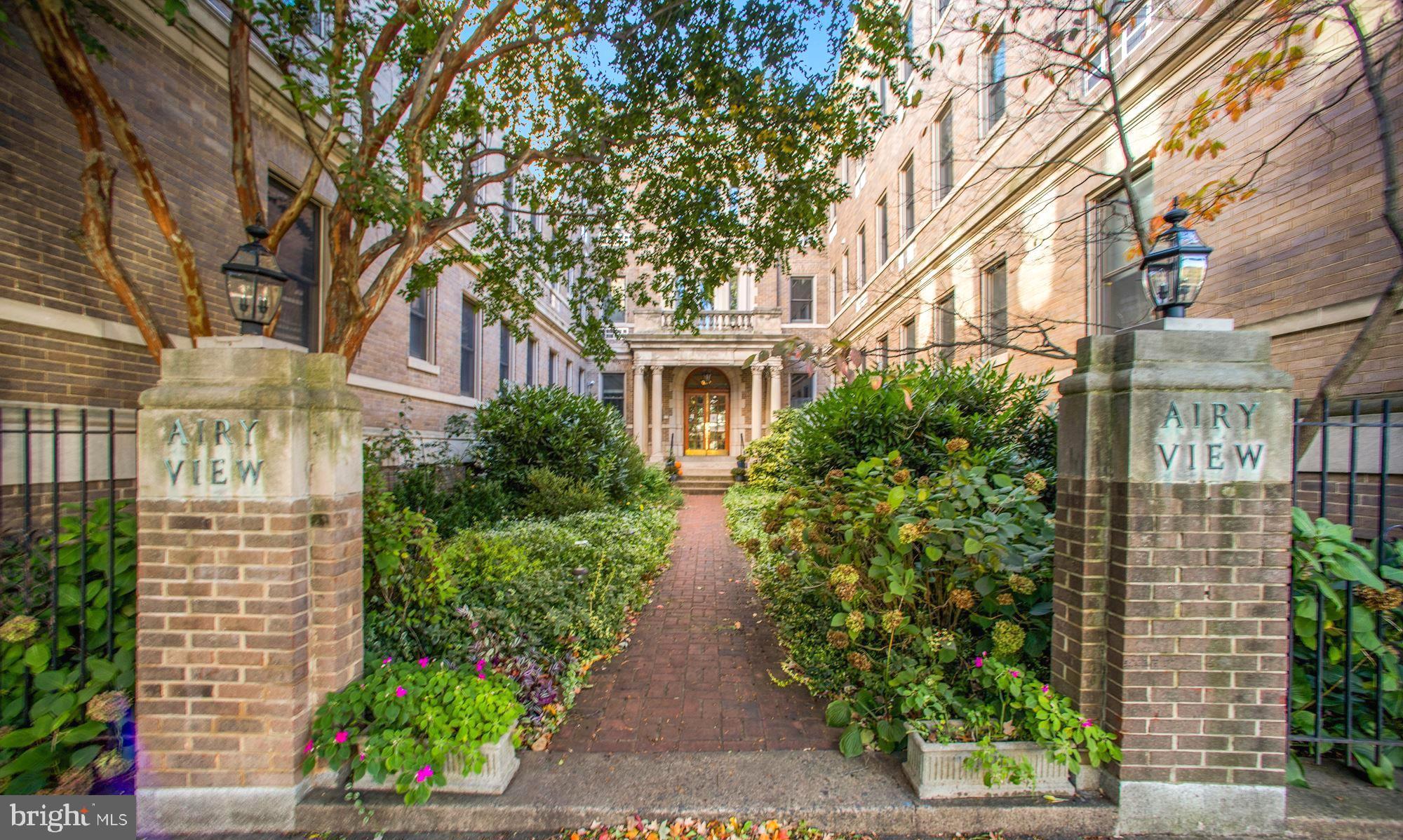 Coveted Iconic, Pre-War, Beaux-Arts Building