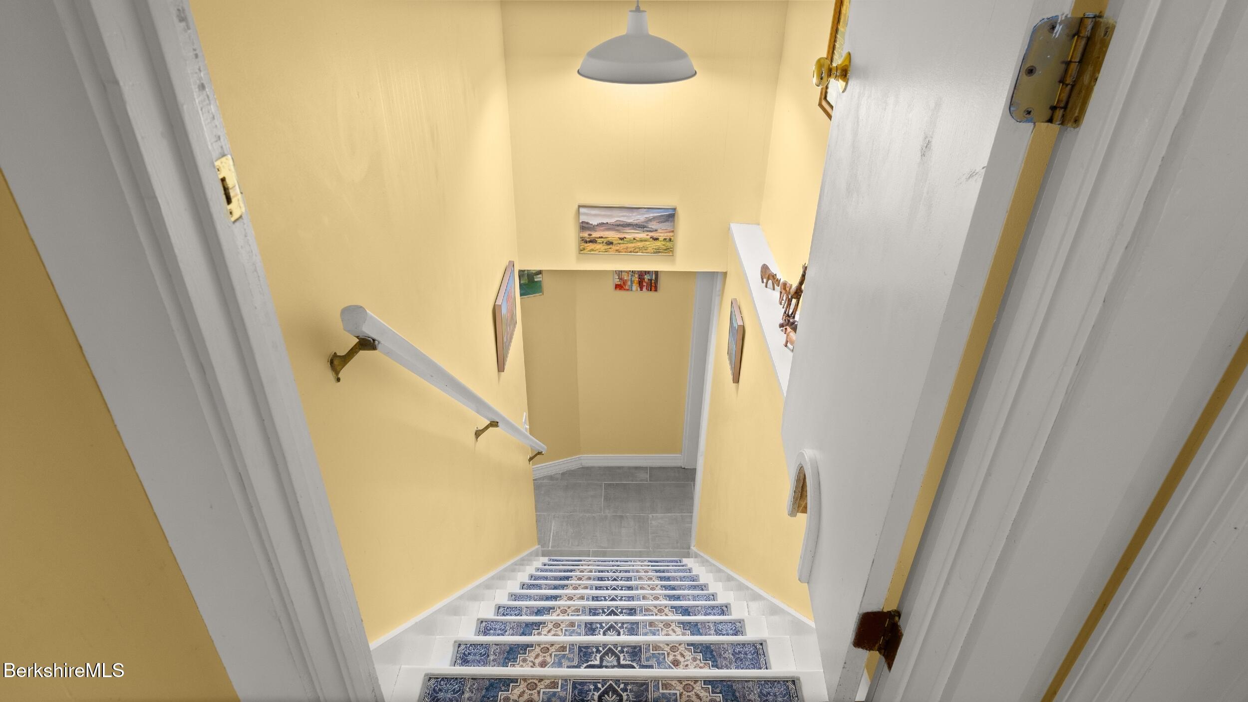 7 Lake Buel Road Great Barrington, MA 01230 - Photo 25 of 42 a view of an entryway