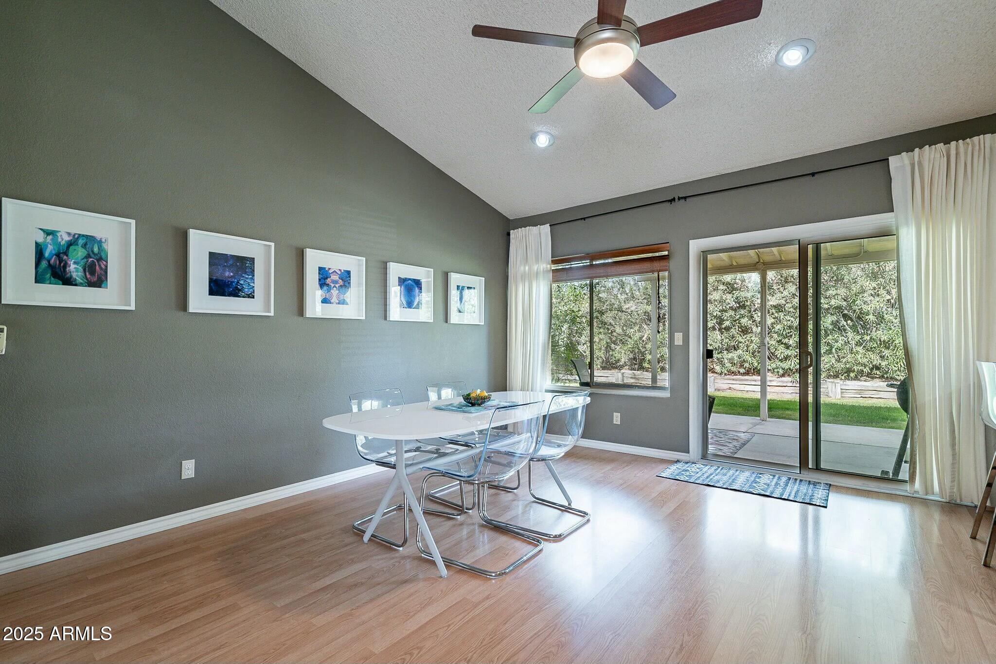 1220 East Utopia Road Phoenix, AZ 85024 - Photo 10 of 28 tempImagejdYi8n