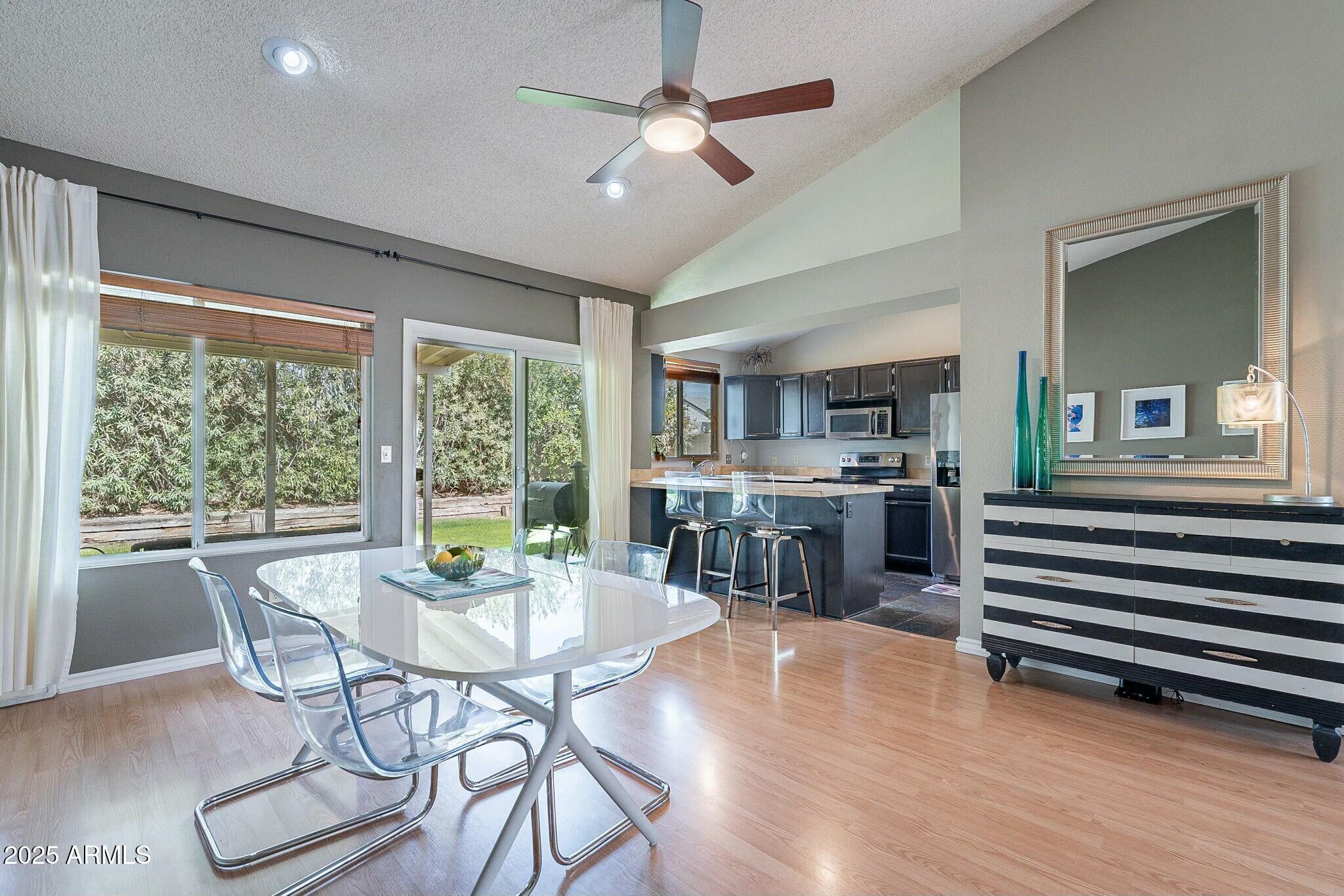1220 East Utopia Road Phoenix, AZ 85024 - Photo 11 of 28 tempImageZugwCC