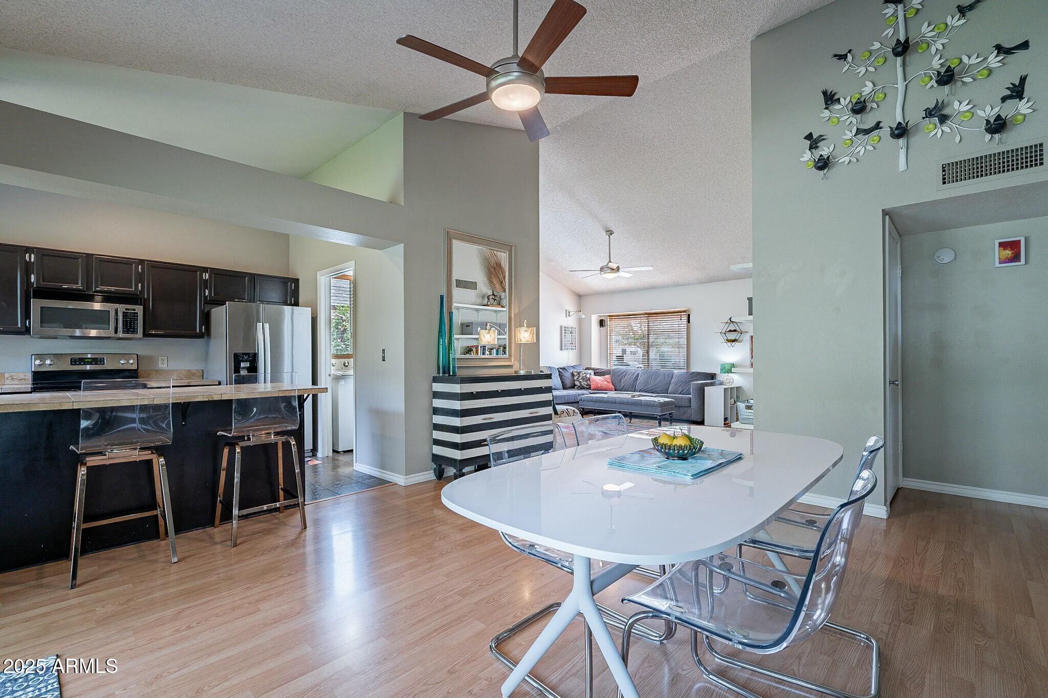 1220 East Utopia Road Phoenix, AZ 85024 - Photo 12 of 28 tempImagezGU5Te