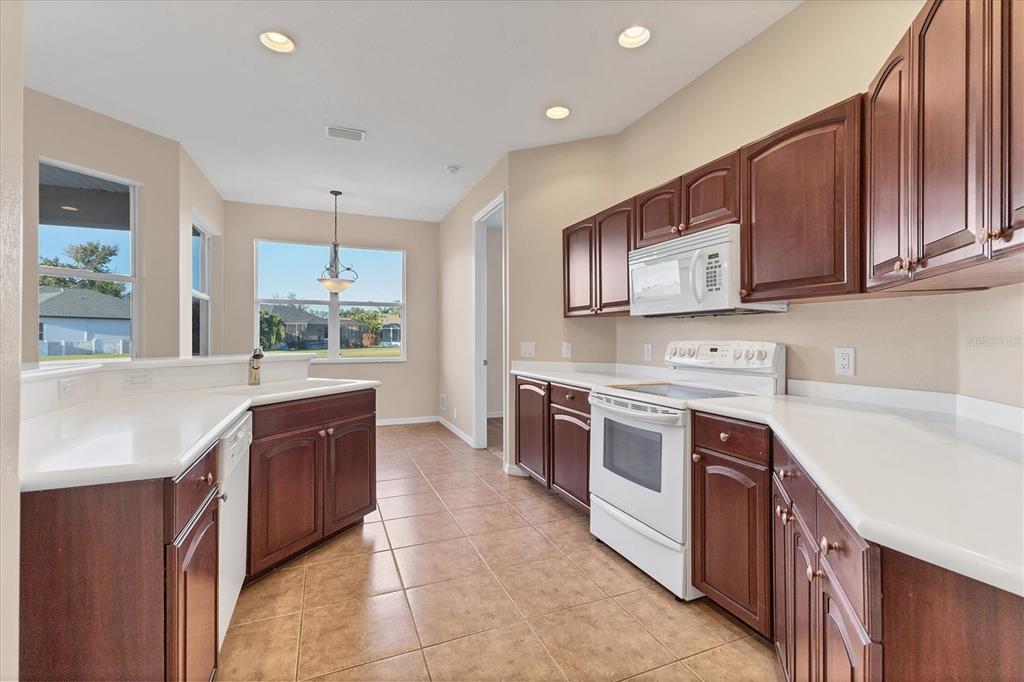 2924 122nd Place East Parrish, FL 34219 - Photo 11 of 35