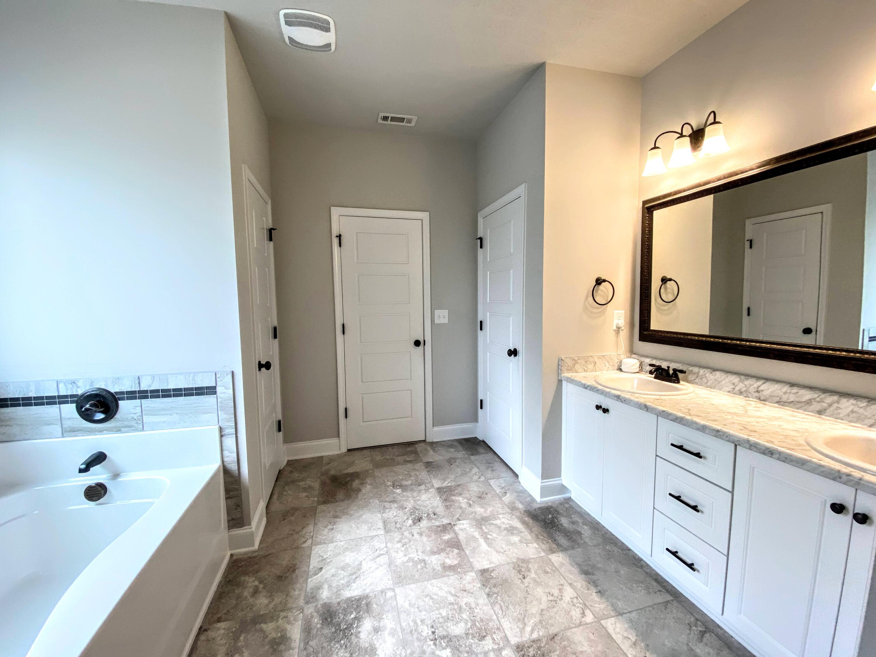 187 Swinton Pond Road Grovetown, GA 30813 - Photo 19 of 40 Owners bath