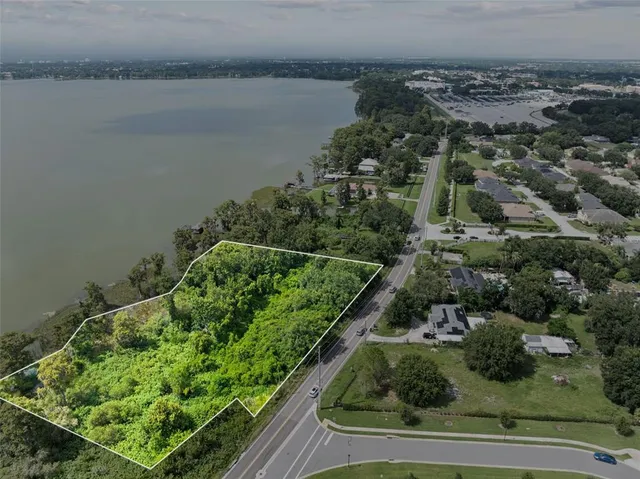 a view of a garden with a lake