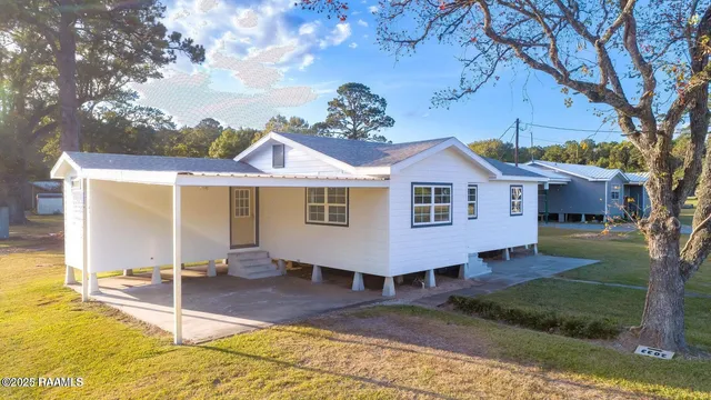 $159,000 | 2033 Old Evangeline Highway, Evangeline, LA 70537
