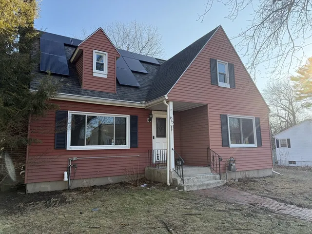 $549,900 | 65 Pinehurst Avenue, Methuen, MA 01844