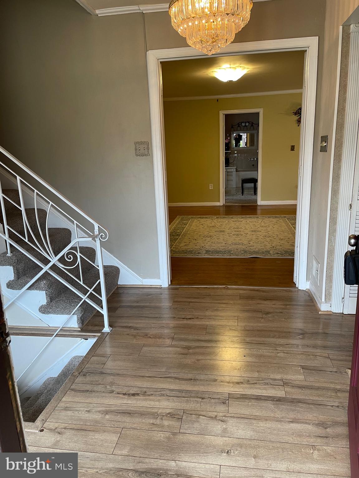 7012 Dolphin Road Lanham, MD 20706 - Photo 2 of 35 Entry Foyer