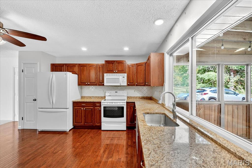 2022 Baxter Road Chesterfield, MO 63017 - Photo 13 of 50