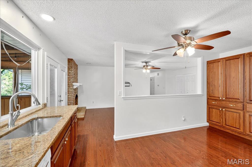 2022 Baxter Road Chesterfield, MO 63017 - Photo 16 of 50