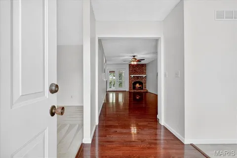 $395,000 | 2022 Baxter Road, Chesterfield, MO 63017